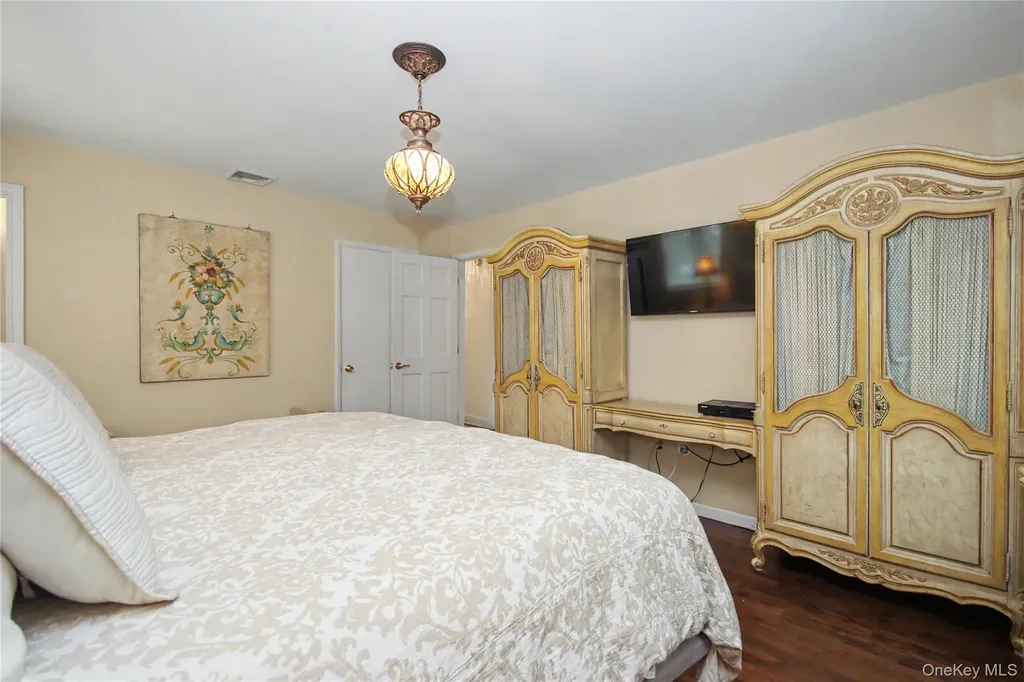 102 Nicholson Road Holmes NY 12531