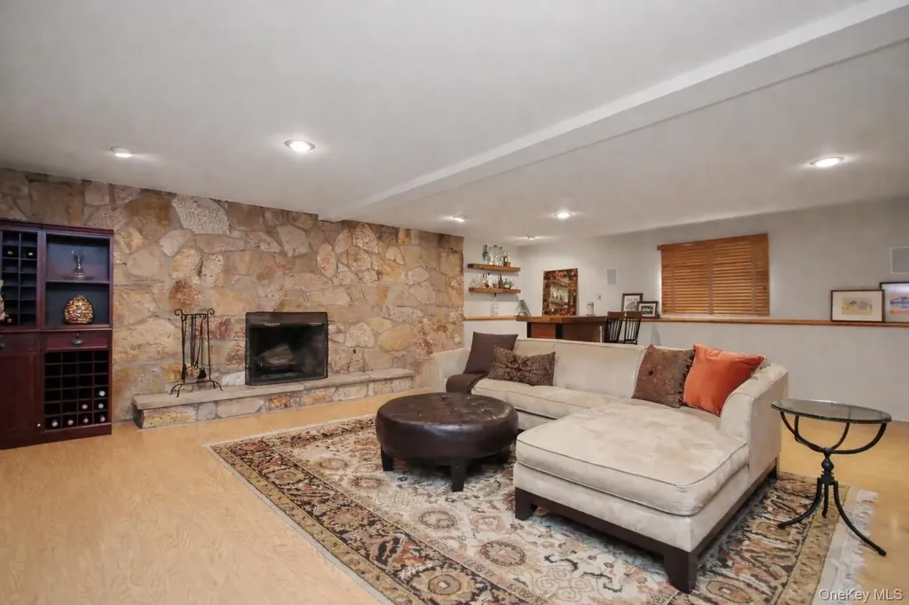 102 Nicholson Road Holmes NY 12531
