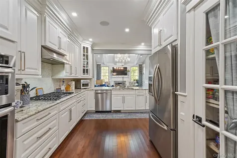 4 Goldman Court Cortlandt Manor NY 10567
