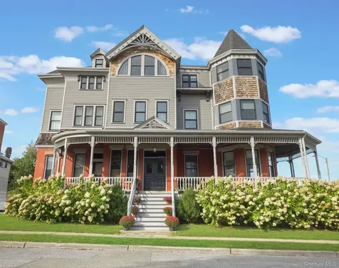 2 Courtney Avenue Newburgh NY 12550