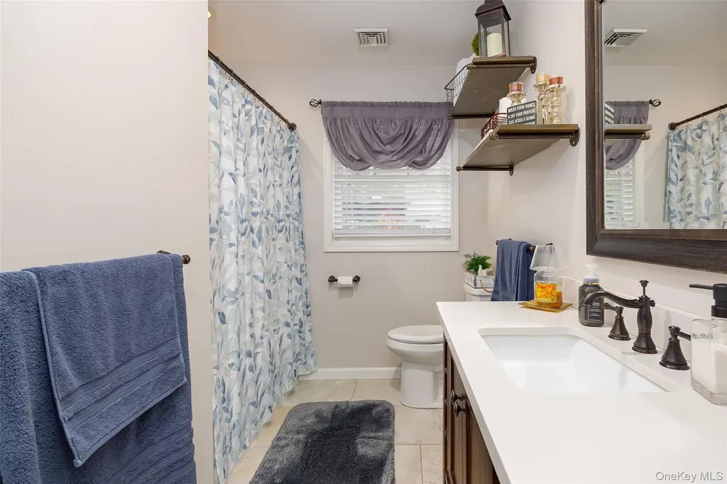 8 Willow Road Beacon NY 12508