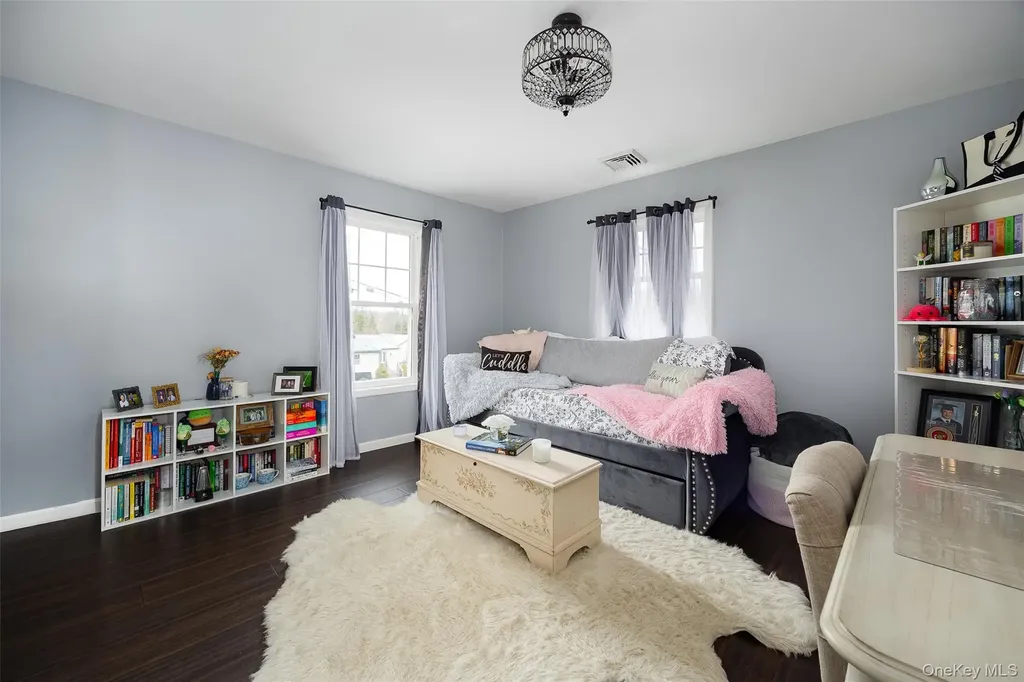 8 Willow Road Beacon NY 12508