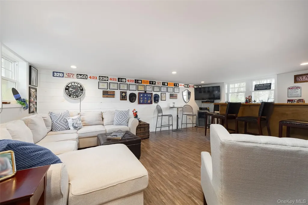 8 Willow Road Beacon NY 12508
