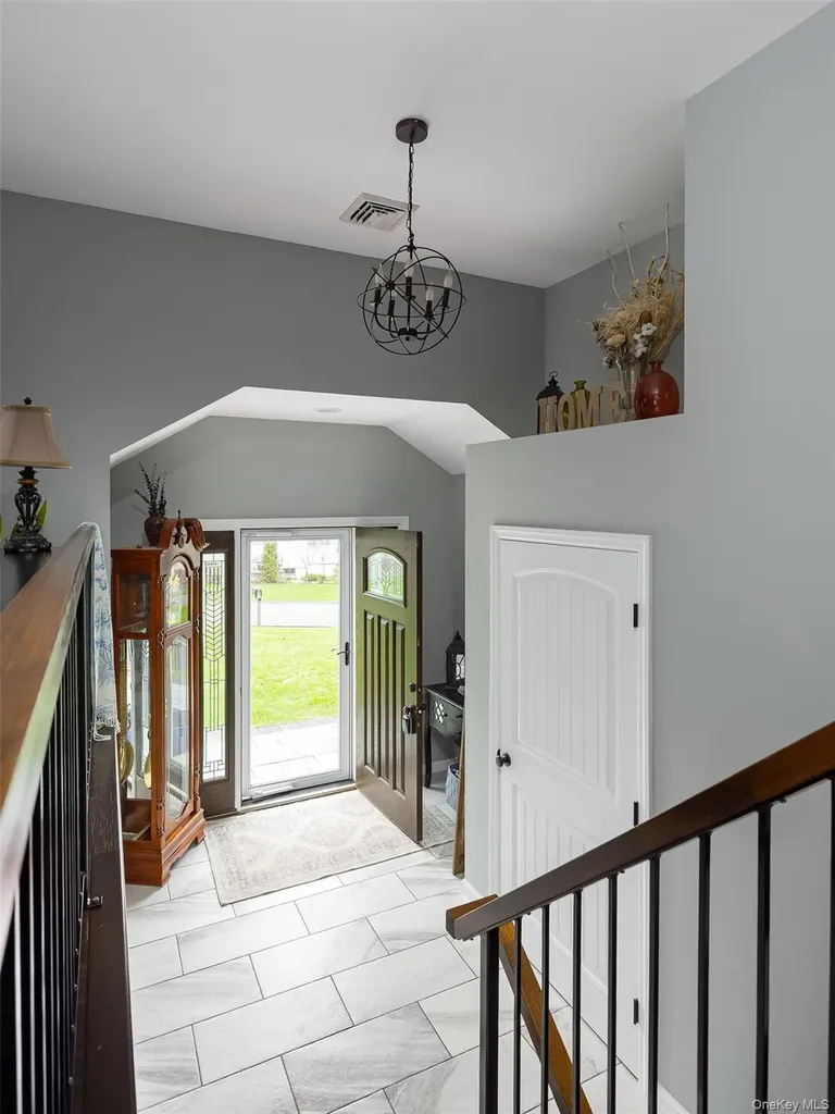 8 Willow Road Beacon NY 12508