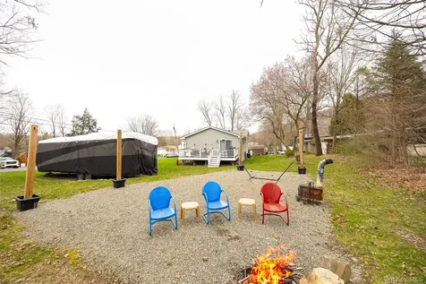 8 Willow Road Beacon NY 12508