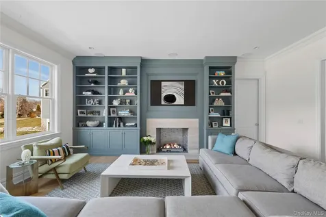 4 Ravenglass Drive Stamford CT 06903