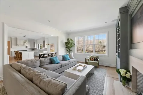 4 Ravenglass Drive Stamford CT 06903