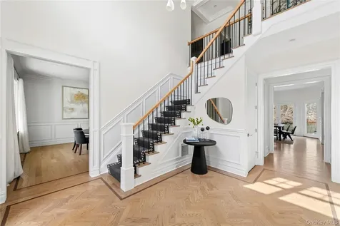 4 Ravenglass Drive Stamford CT 06903