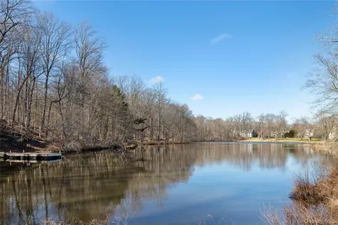 4 Ravenglass Drive Stamford CT 06903