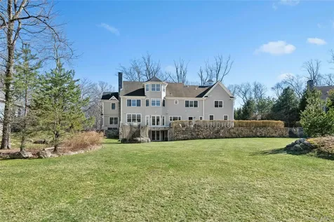 4 Ravenglass Drive Stamford CT 06903