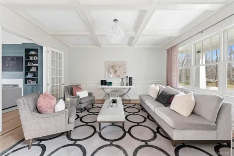 4 Ravenglass Drive Stamford CT 06903