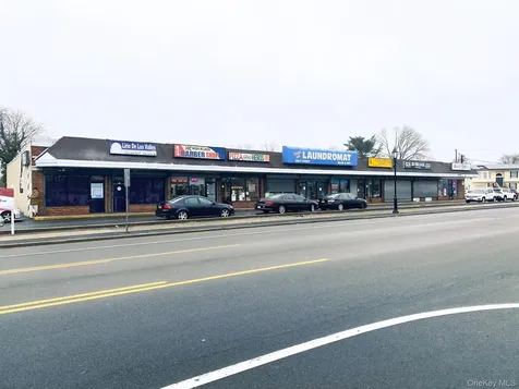 908-930 Straight Path West Babylon NY 11704