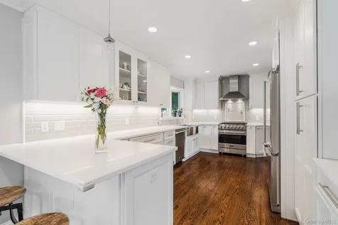 9 Rock Hill Lane Scarsdale NY 10583