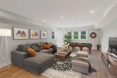 9 Rock Hill Lane Scarsdale NY 10583
