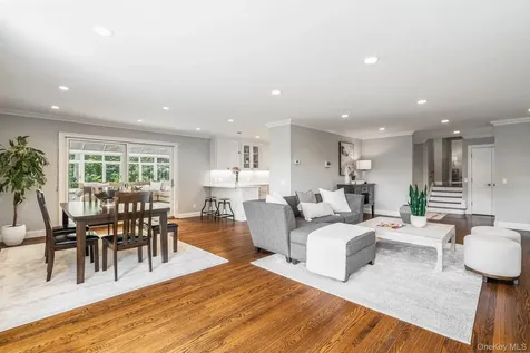 9 Rock Hill Lane Scarsdale NY 10583