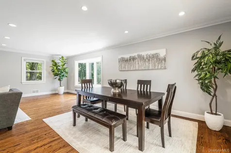9 Rock Hill Lane Scarsdale NY 10583