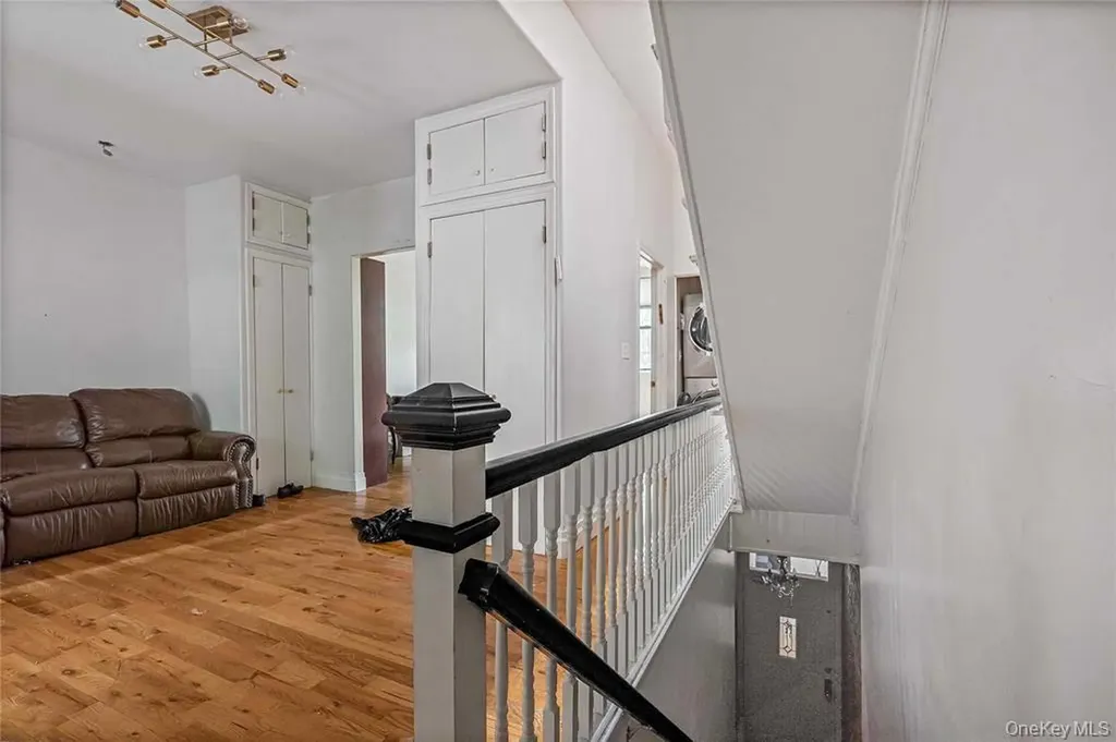 422 Bedford Avenue Brooklyn NY 11249