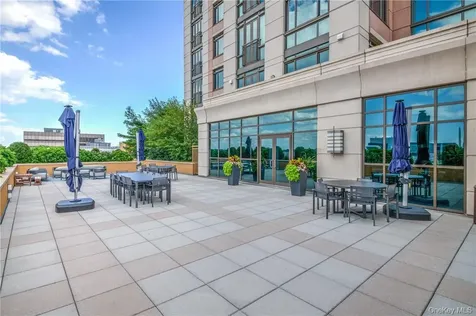175 Huguenot Street New Rochelle NY 10801