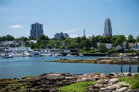 175 Huguenot Street New Rochelle NY 10801