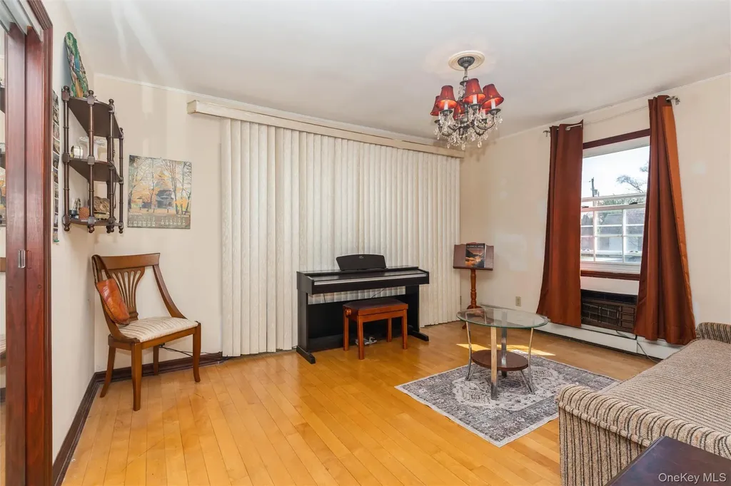 1 Herbert Drive New Hyde Park NY 11040