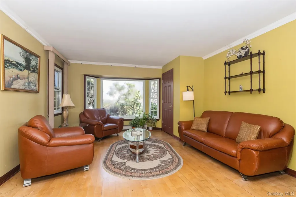 1 Herbert Drive New Hyde Park NY 11040