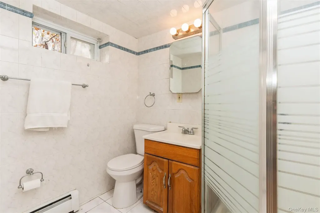1 Herbert Drive New Hyde Park NY 11040