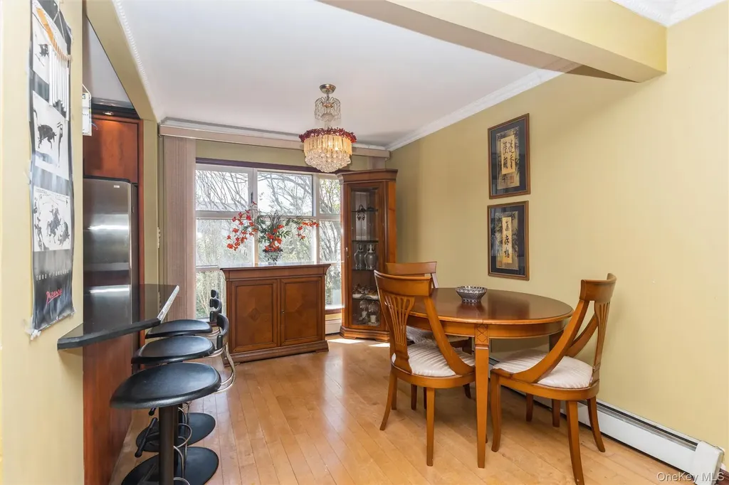1 Herbert Drive New Hyde Park NY 11040
