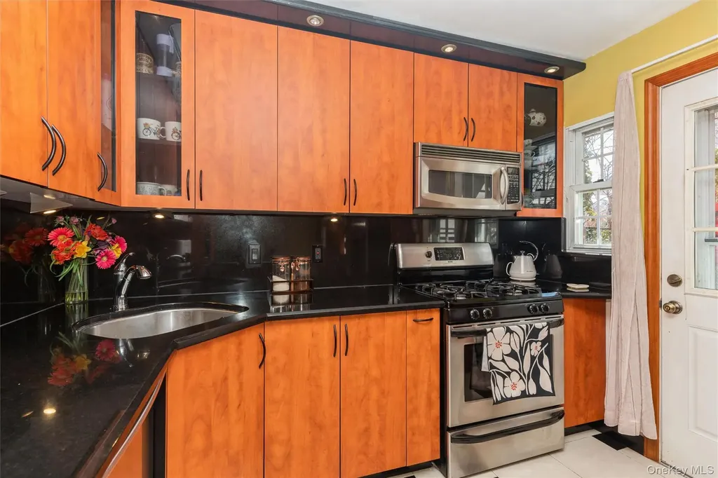 1 Herbert Drive New Hyde Park NY 11040