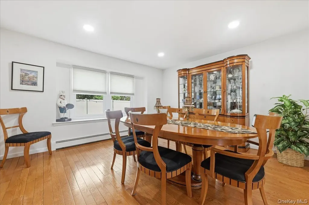 10 Weatherstone Way Smithtown NY 11787