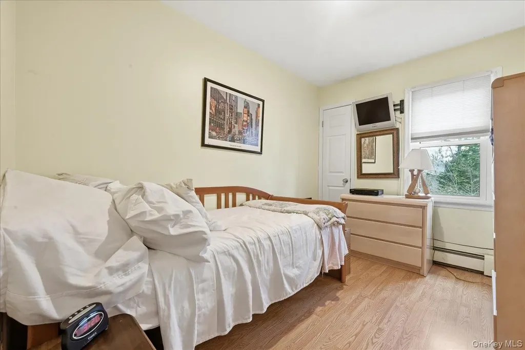10 Weatherstone Way Smithtown NY 11787
