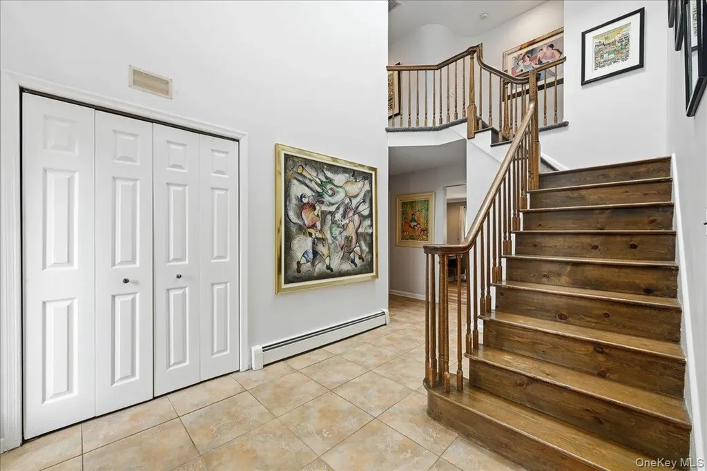 10 Weatherstone Way Smithtown NY 11787