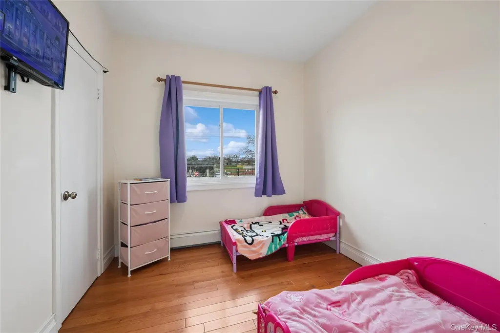 40 Scholar Lane Commack NY 11725