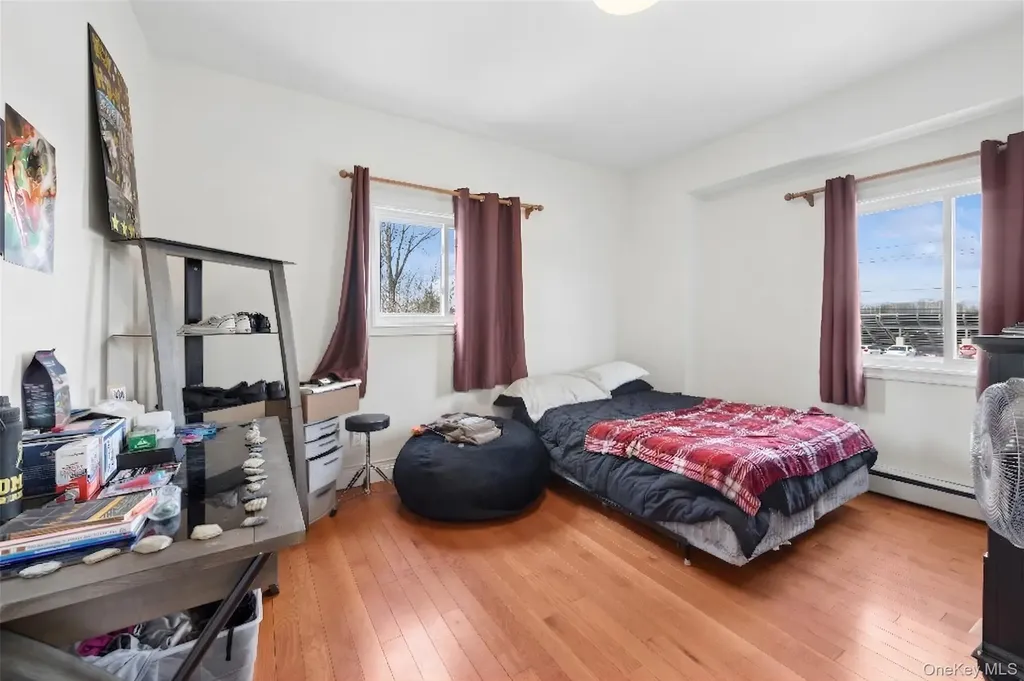 40 Scholar Lane Commack NY 11725
