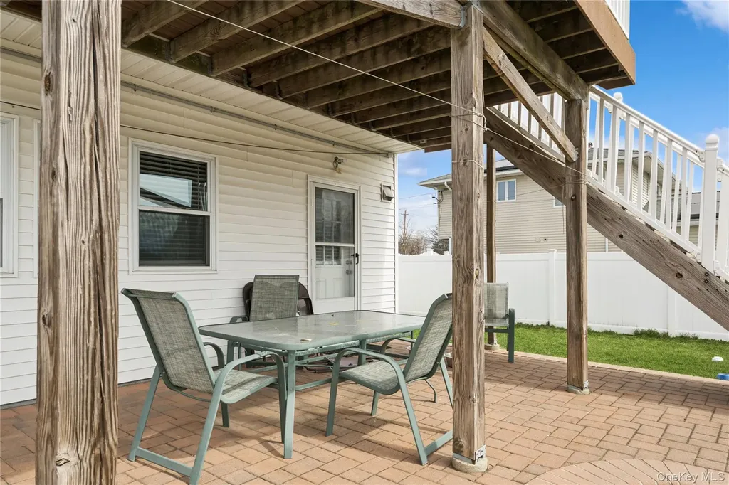40 Scholar Lane Commack NY 11725
