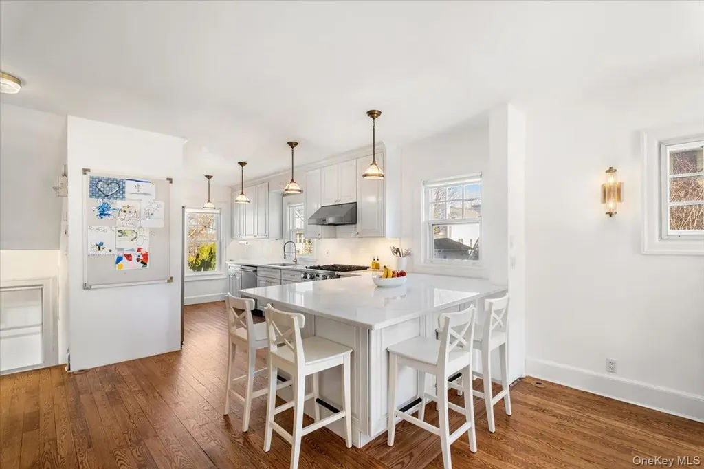 143 Gaylor Road Scarsdale NY 10583