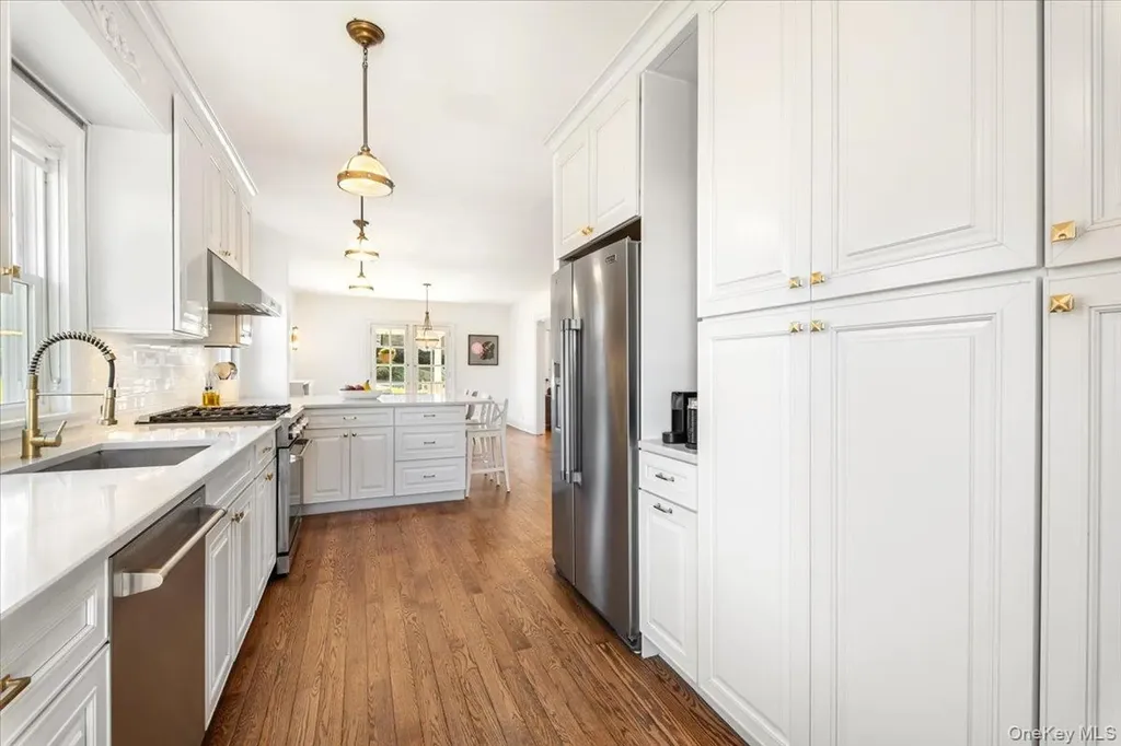 143 Gaylor Road Scarsdale NY 10583