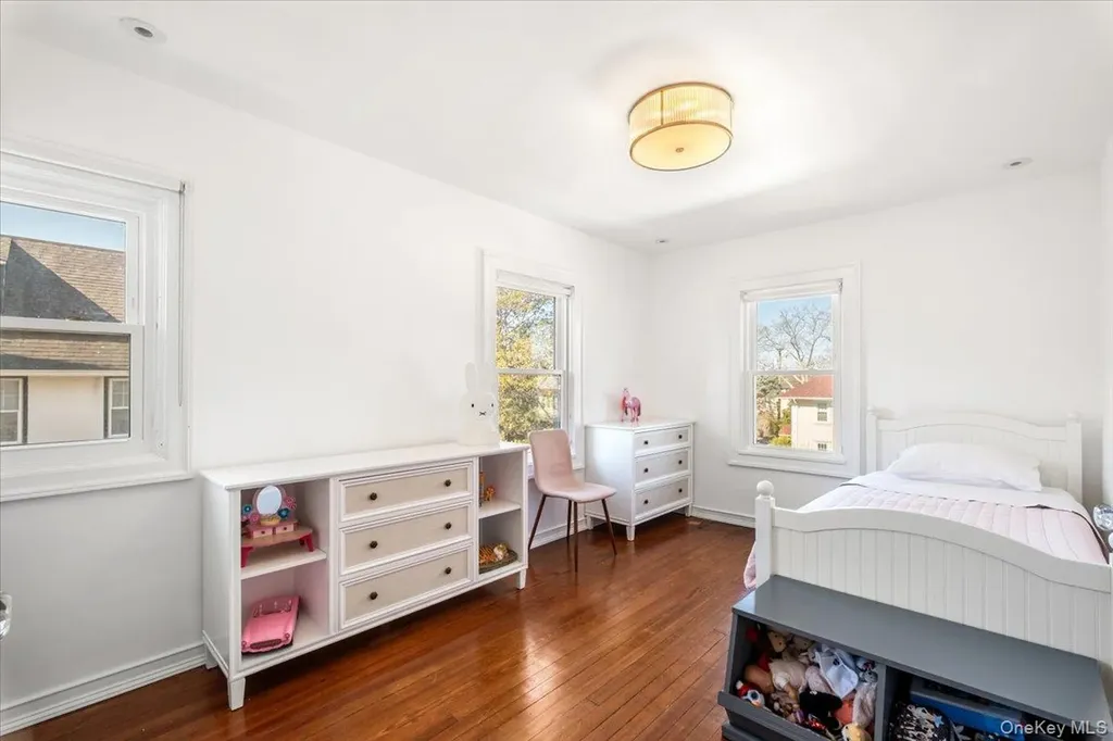 143 Gaylor Road Scarsdale NY 10583