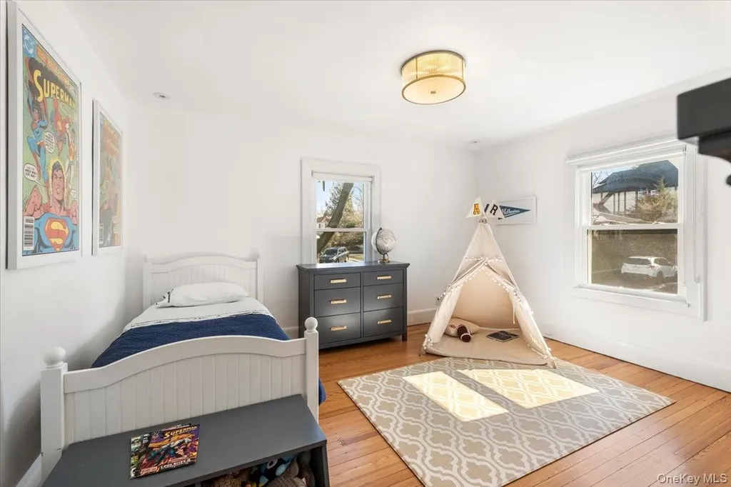 143 Gaylor Road Scarsdale NY 10583