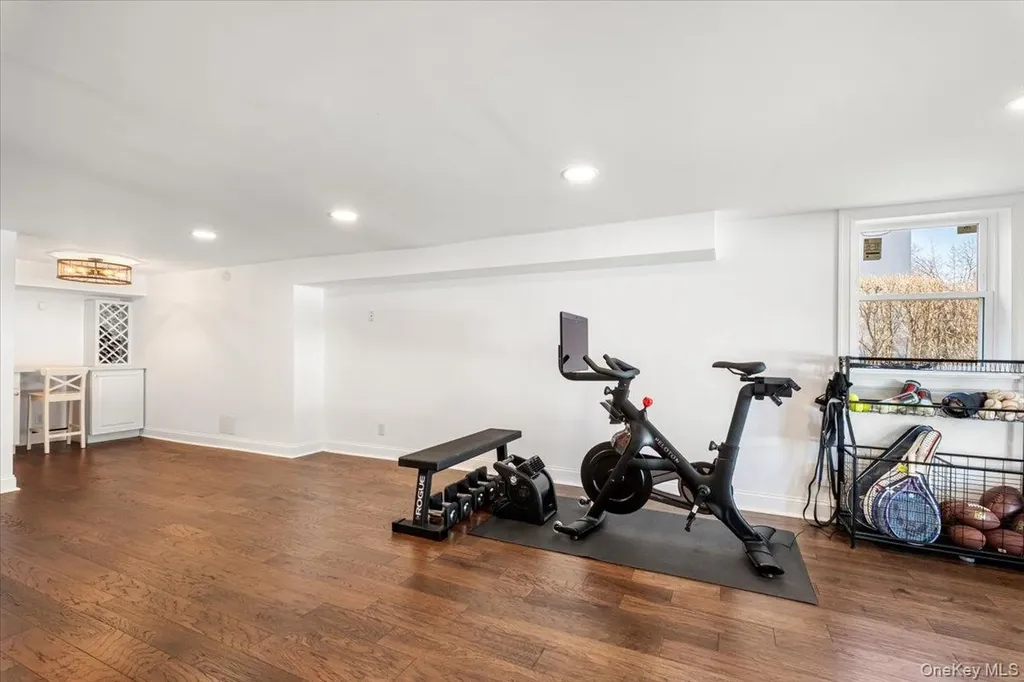 143 Gaylor Road Scarsdale NY 10583