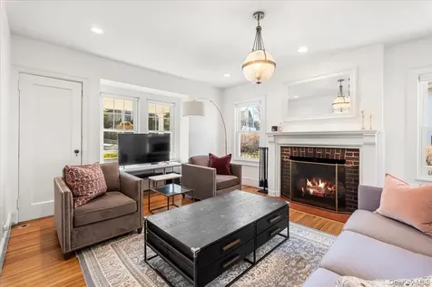 143 Gaylor Road Scarsdale NY 10583