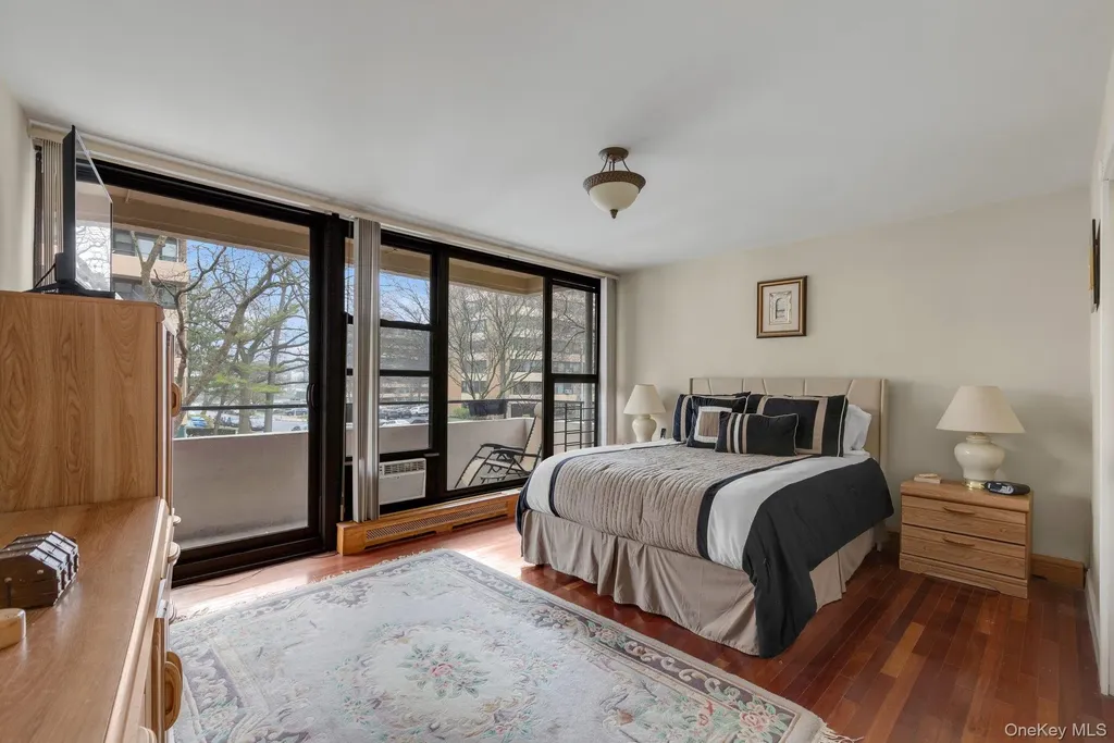 162-11 9th Avenue Beechhurst NY 11357