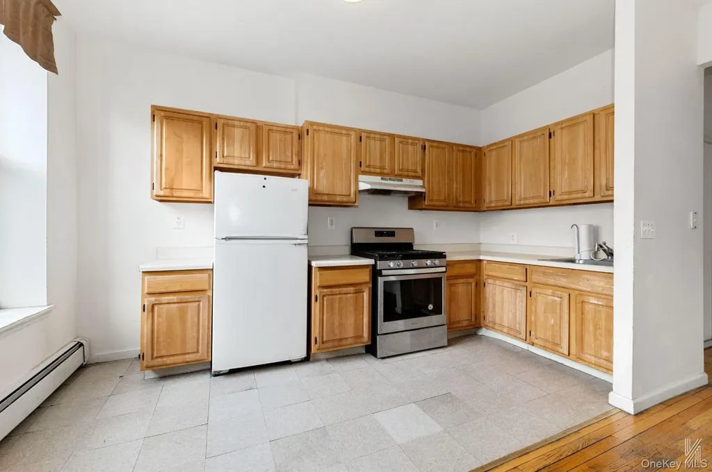 426 54th Street Brooklyn NY 11220
