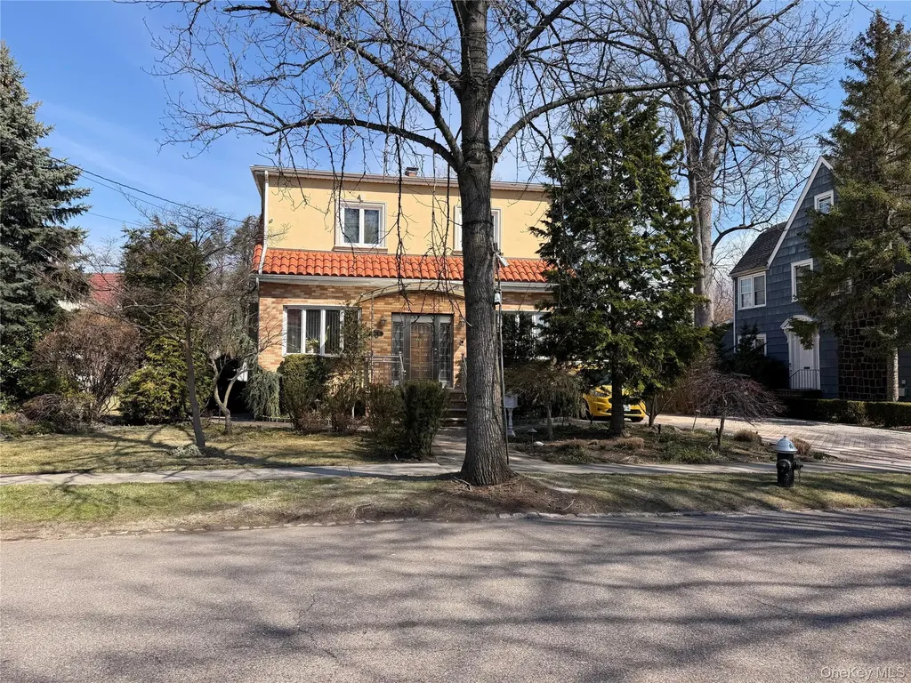 16015 13th Avenue Whitestone NY 11357