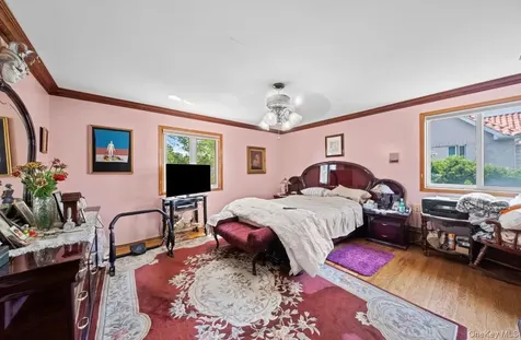 16015 13th Avenue Whitestone NY 11357