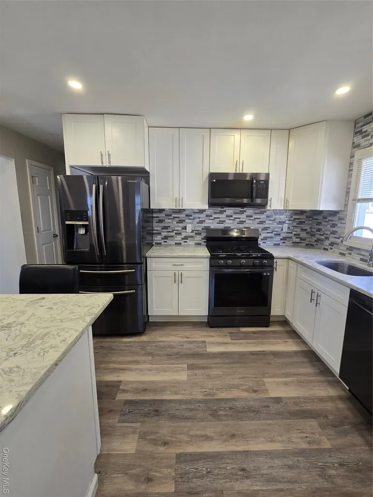 Howard Beach NY 11414