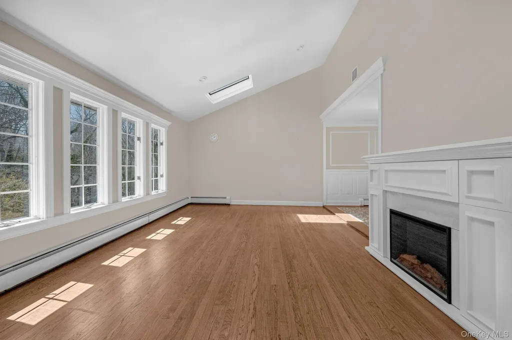 3 Glen Way Cold Spring Harbor NY 11724
