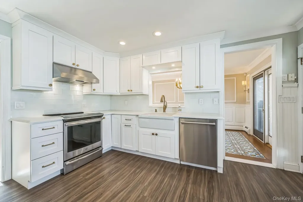 3 Glen Way Cold Spring Harbor NY 11724