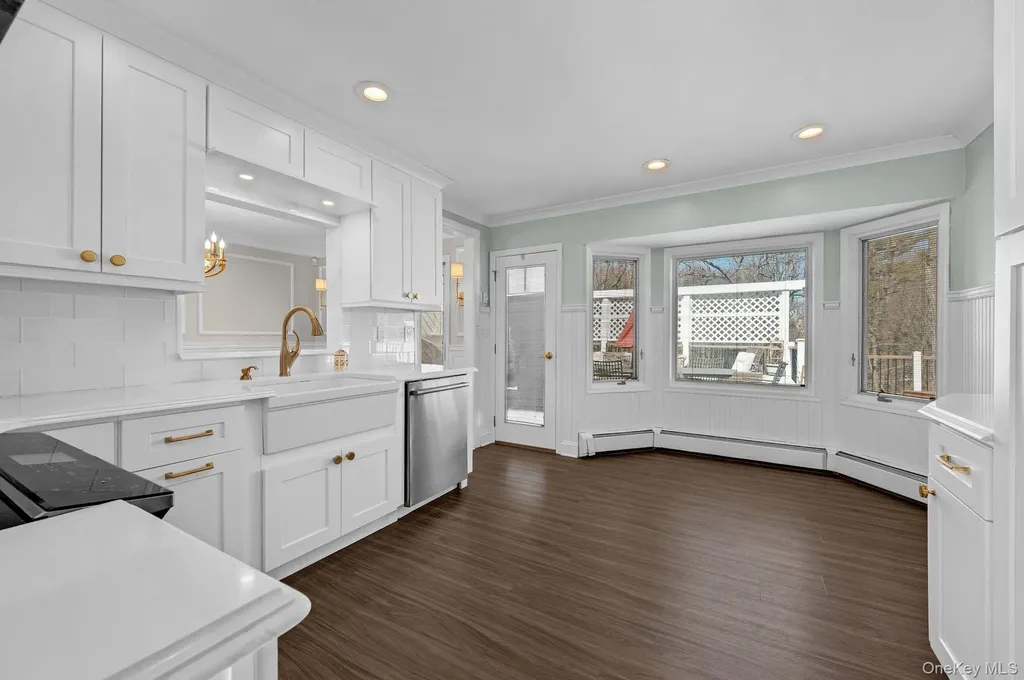 3 Glen Way Cold Spring Harbor NY 11724