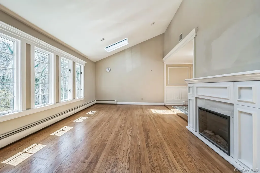 3 Glen Way Cold Spring Harbor NY 11724