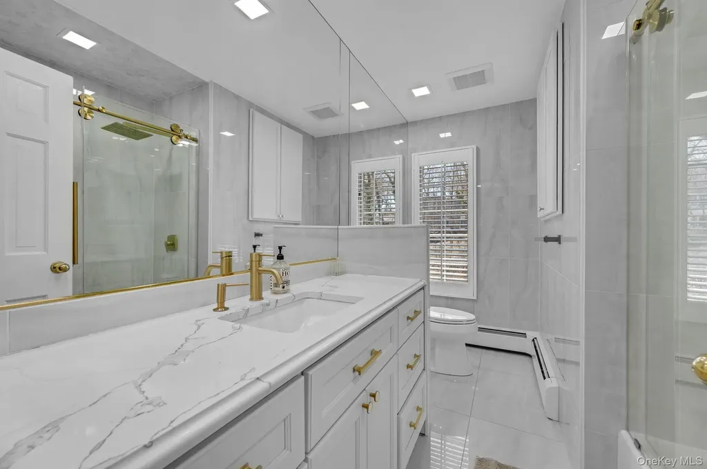3 Glen Way Cold Spring Harbor NY 11724